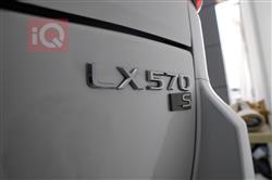 لكزس LX